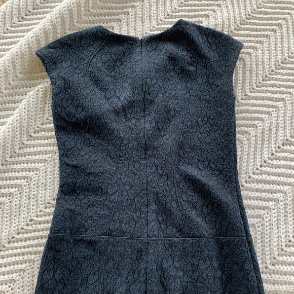 Ann Taylor Navy Lace Cap Sleeve Sheath Dress - Picture 5 of 11